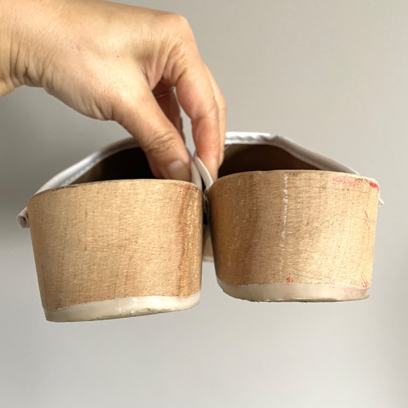 White Leather Slip-on Classic Leather Swedish Clogs - 36/5-5.5US - Picture 5 of 7